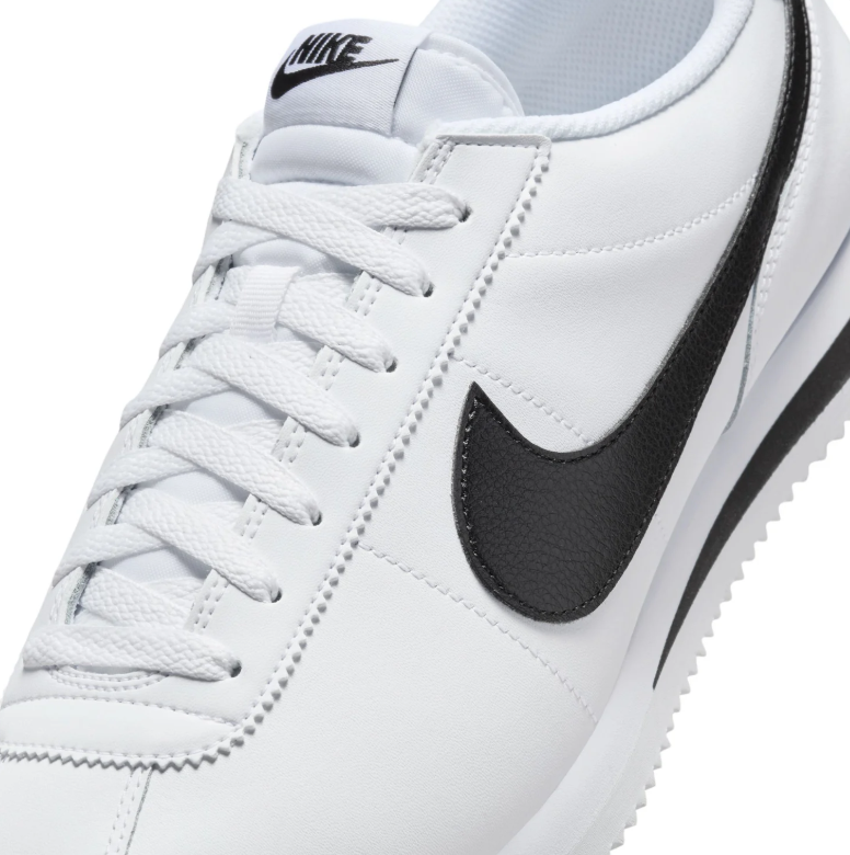 Nike White and Black Low-Top Sneakers with Herringbone Sole